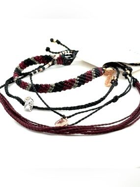 Pura Vida‎ Burgundy/Black Skull Bracelet Set